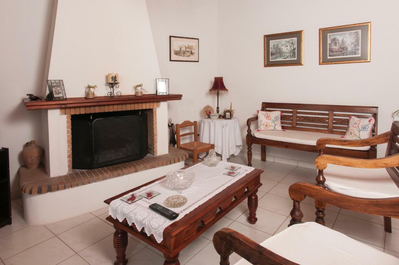 Appartement The House Of "Angelina", Magnificent View Of The Sea à Methoni  Extérieur photo