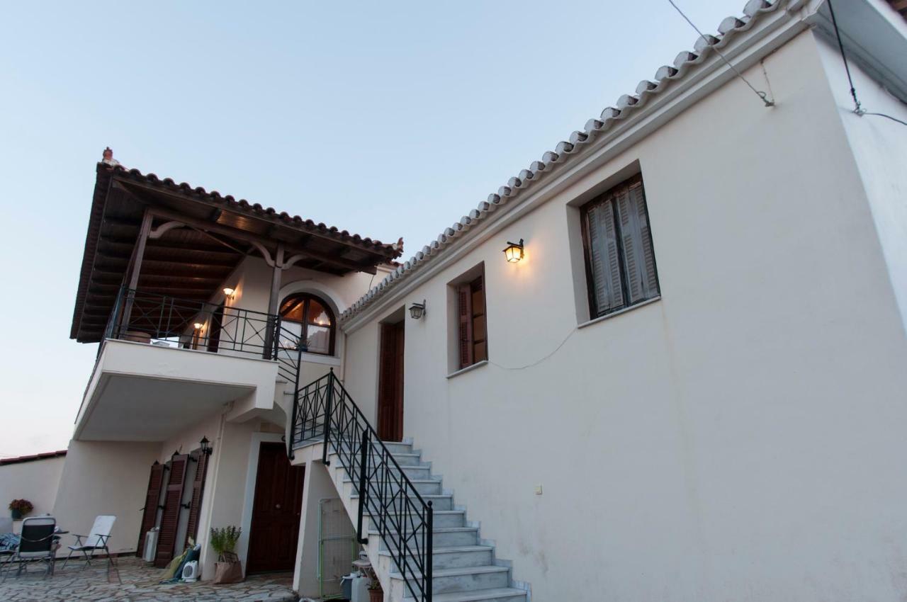 Appartement The House Of "Angelina", Magnificent View Of The Sea à Methoni  Extérieur photo